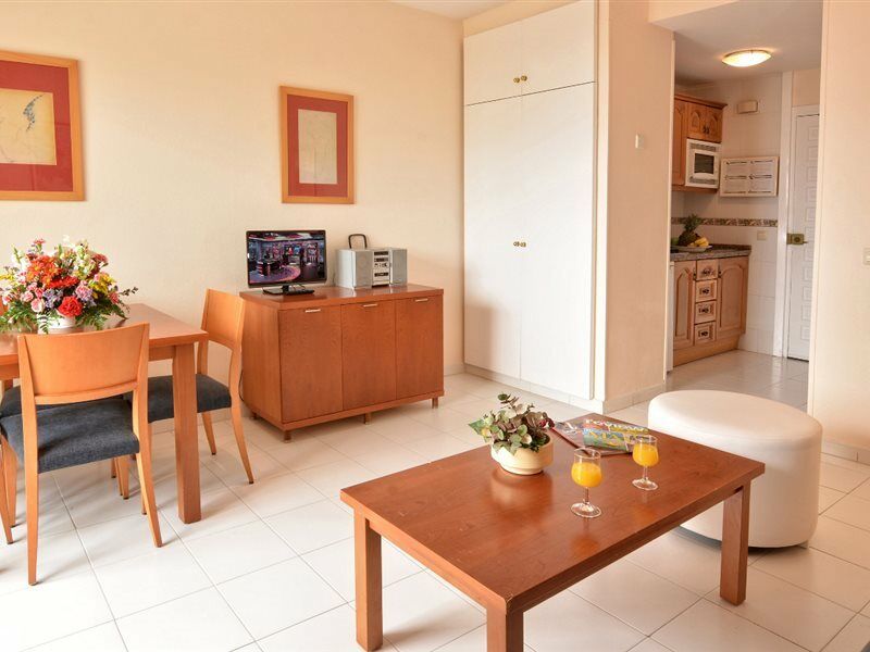 בנאלמדנה Clc Benal Beach Aparthotel מראה חיצוני תמונה